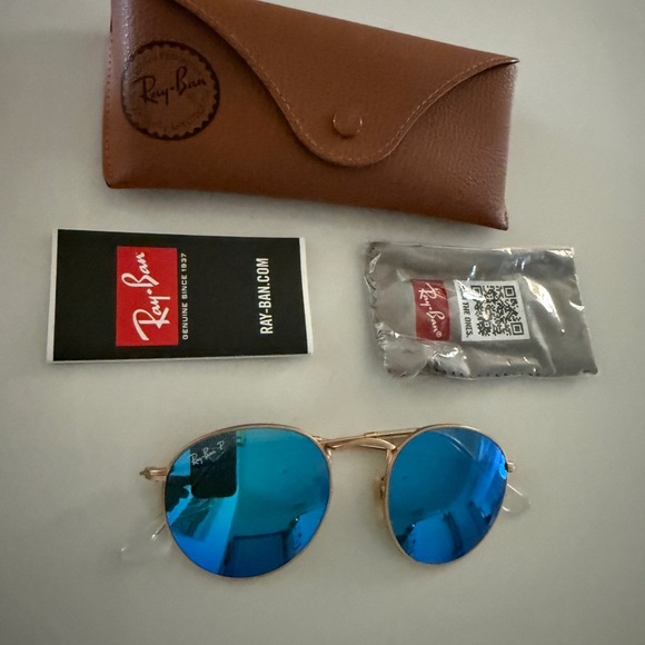 Ray-Ban Gold Frame Sunglasses with Blue Lenses - Picture 10 of 11